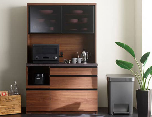 プロが選ぶおしゃれな食器棚11選！種類の選び方やサイズ・機能も解説