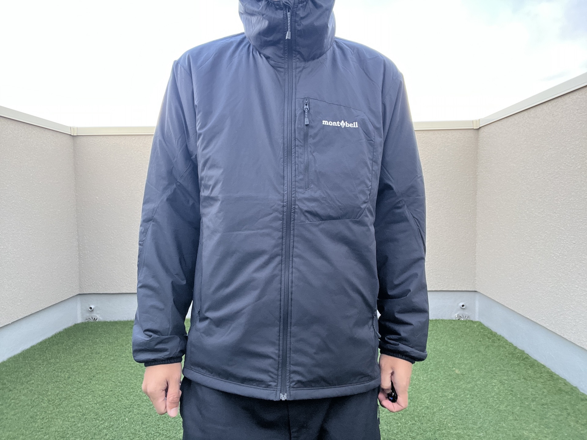 都心の冬はこれで十分！モンベルEXライトサーマラップパーカが軽くて超