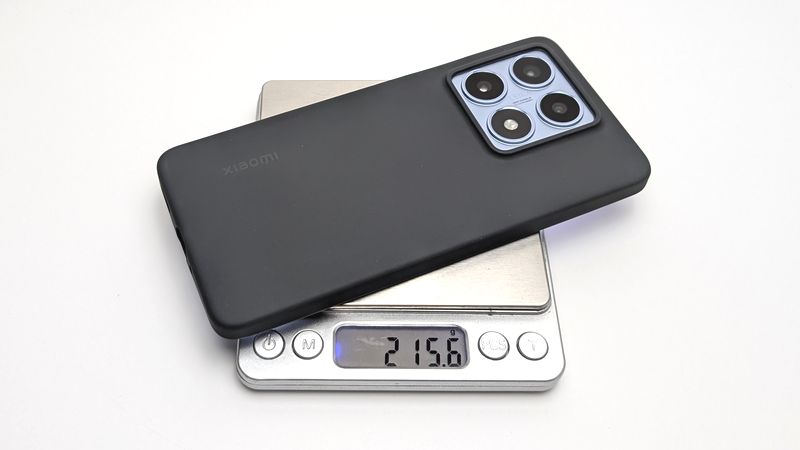 話題のスマホ！日本版「Xiaomi 14T」実機で付属品を詳しくチェック