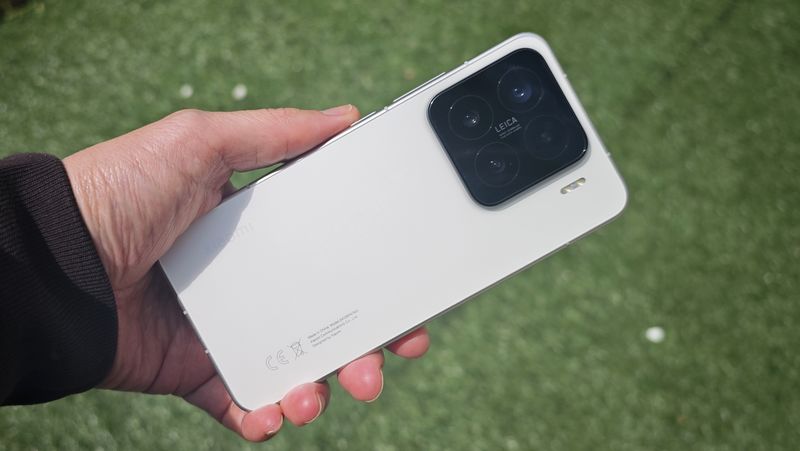 素敵スマホ！「Xiaomi 15」実機レビュー！コンパクトハイエンドを使っ