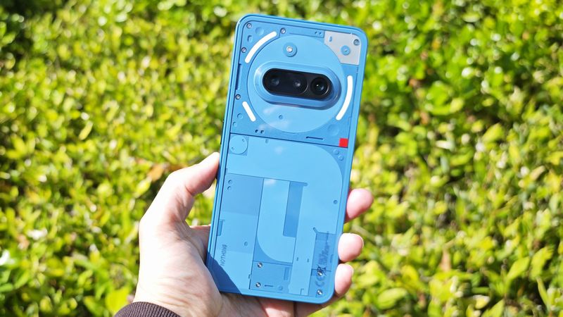 Nothing Phone (3a)」実機レビュー！尖り特徴有りのミドルスペック