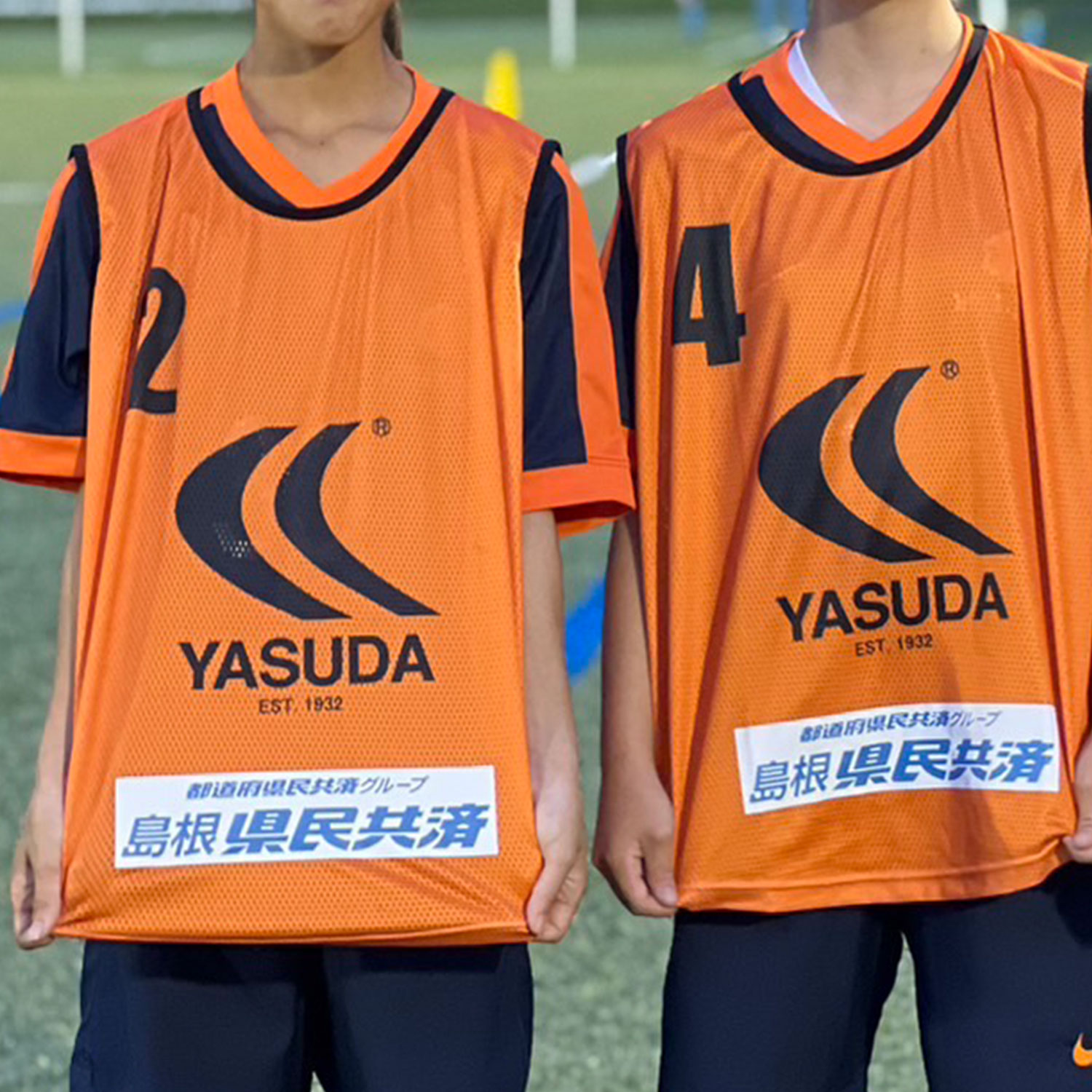 ビブス ディオッサ出雲 様 のオーダー事例 | YASUDAサッカー