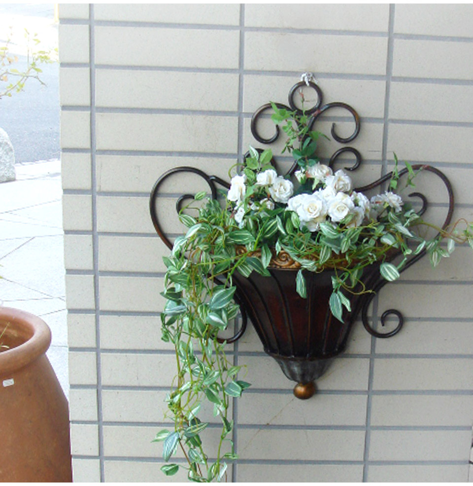 アンティーク調 アイアンウォールプランター｜おしゃれなガーデニング