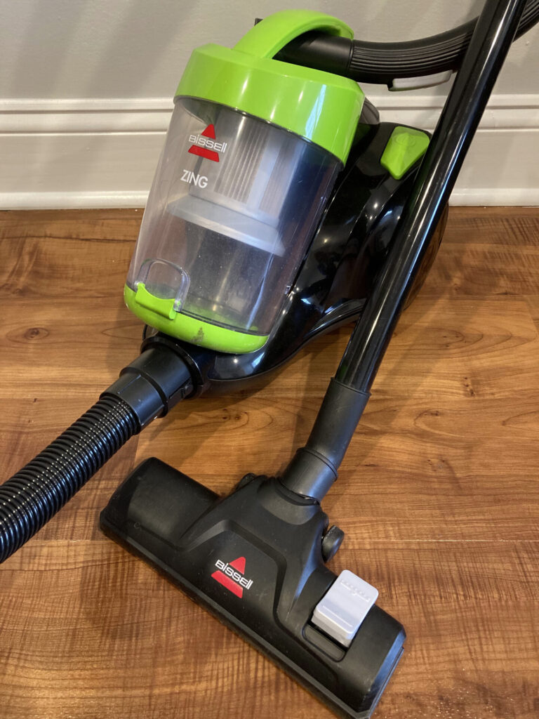 アメリカ生活】買ってよかった掃除機BISSELL オススメ家電レビュー