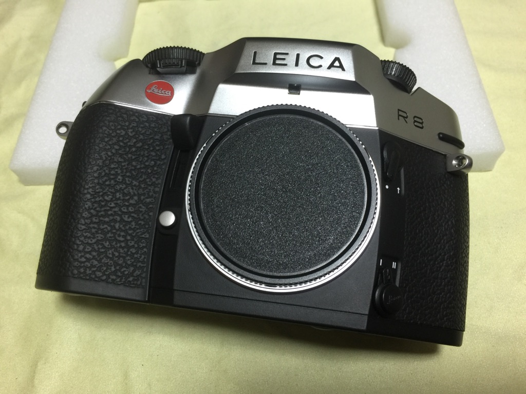 Leica R8 Silver Chrome 10080 - 晴れ時々ジャズ、雨のちカメラ
