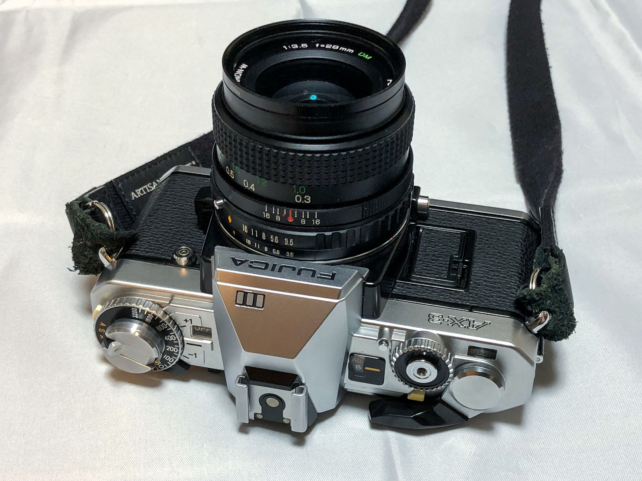 FUJICA AX-3 & EBC X-Fujinon-W 28mm F3.5 - 晴れ時々ジャズ、雨のちカメラ