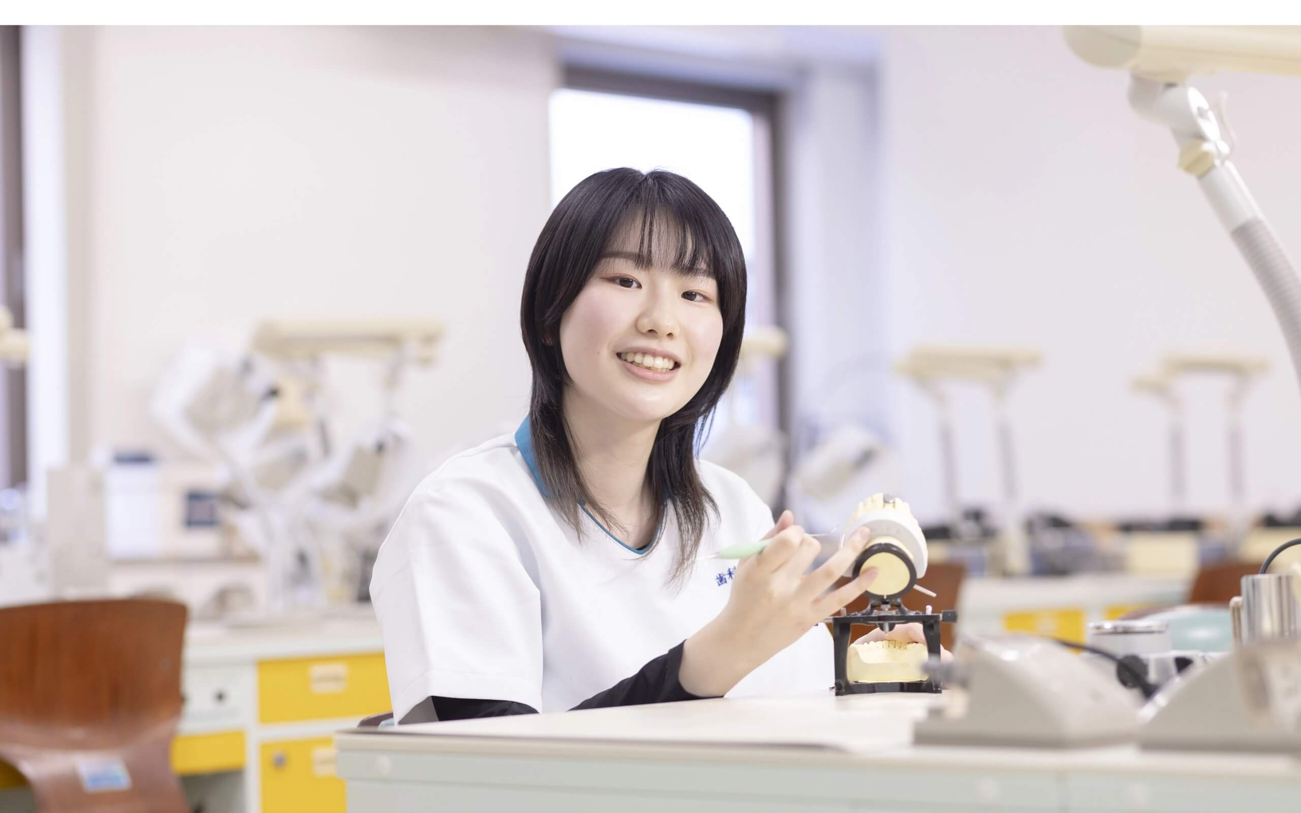 歯科技工士とは