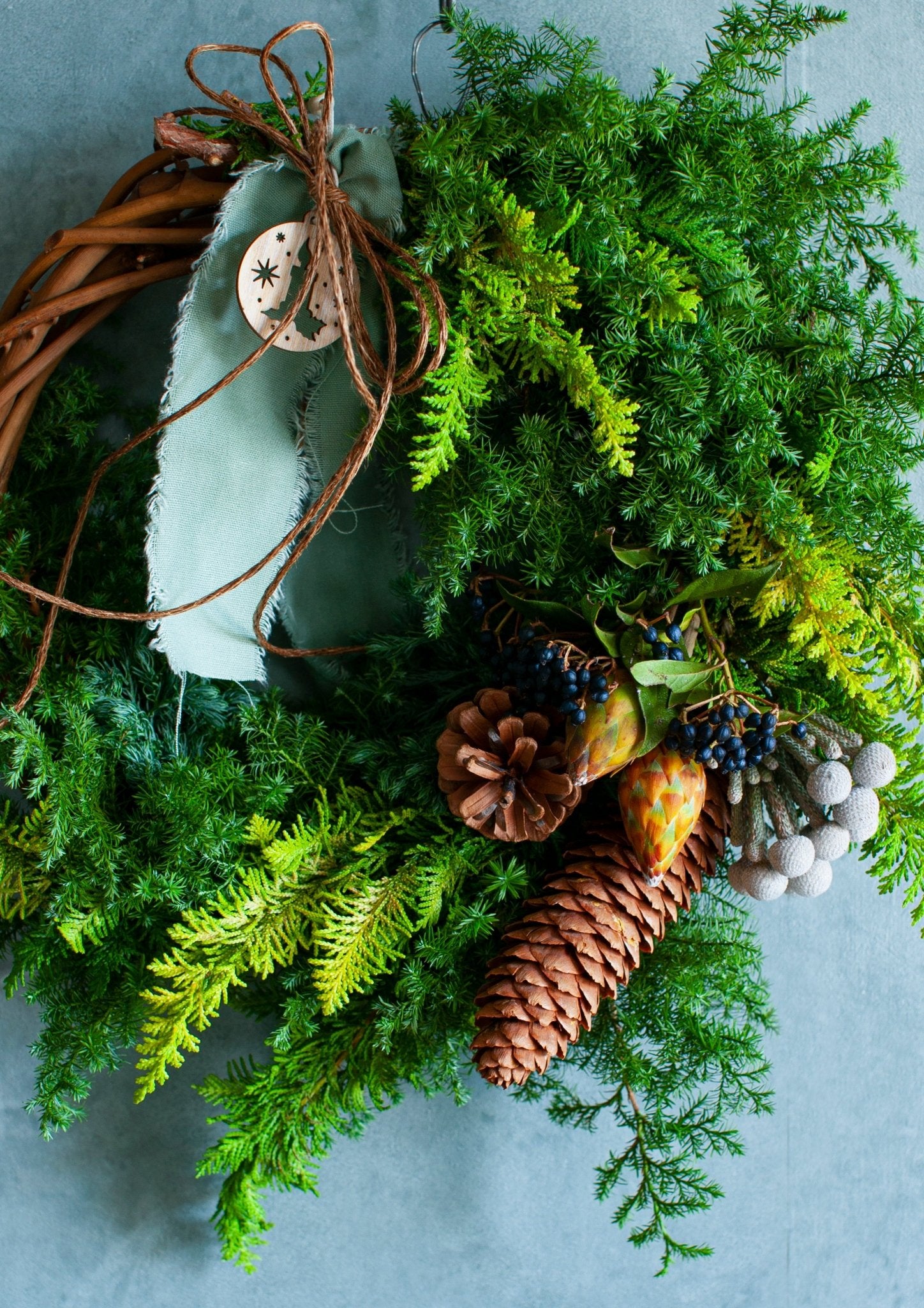 クリスマス限定】クリスマスフレッシュリース (S) 直径25cm〜30cm