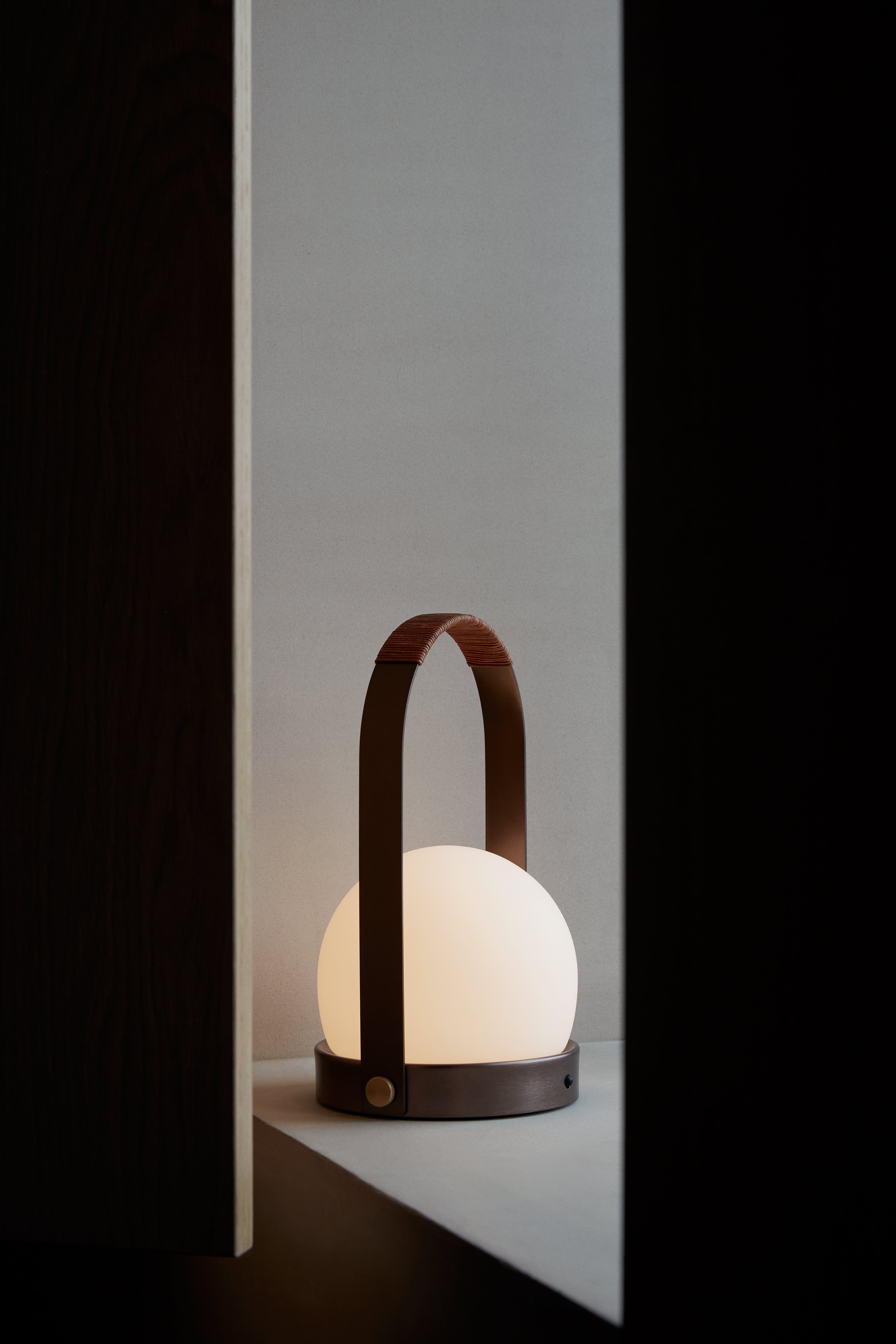Carrie Table Lamp Portable - Norm Architects – YLEM