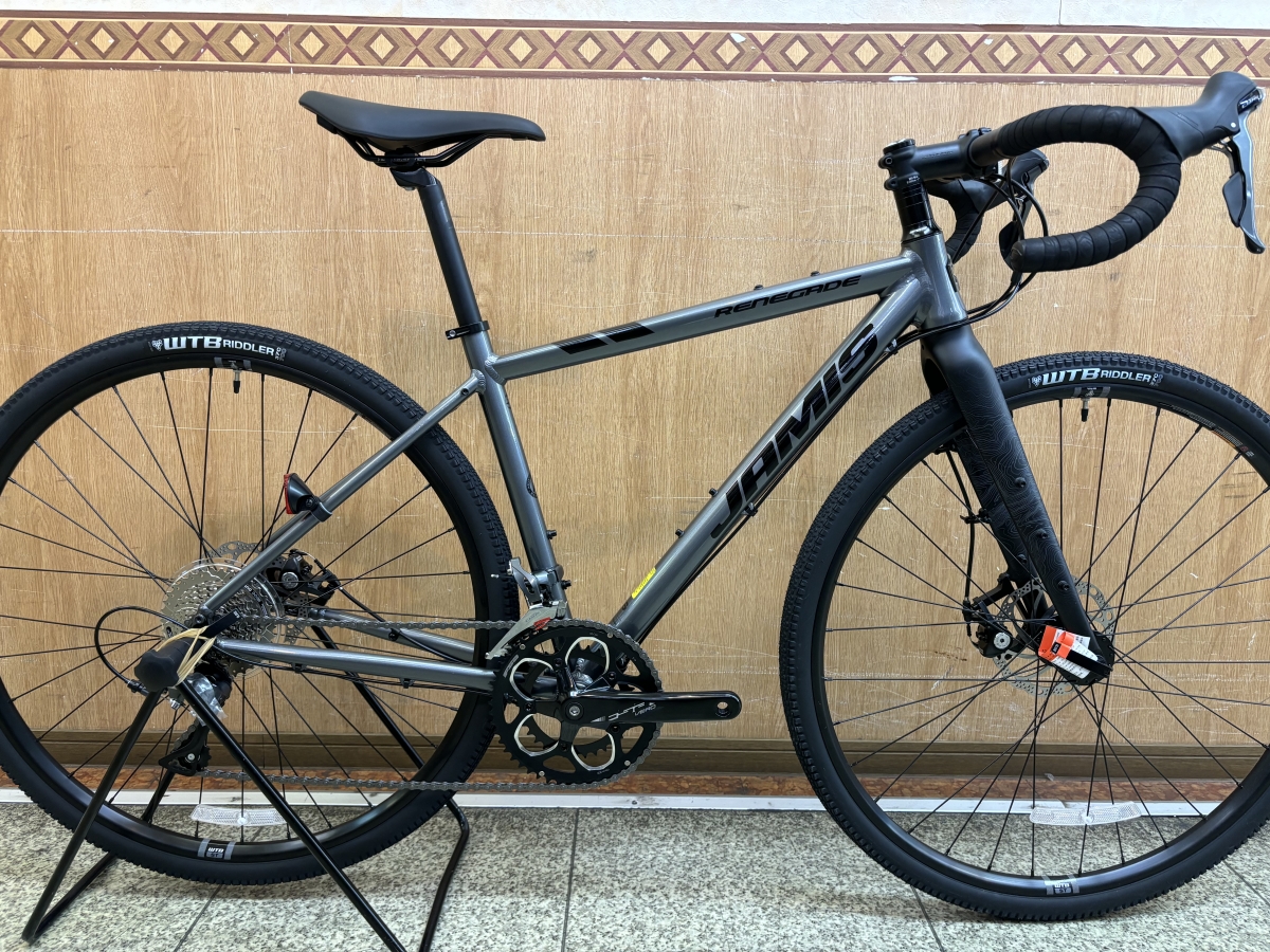 JAMIS】最先端を行くグラベルロードバイク‼初心者の方にもオススメな