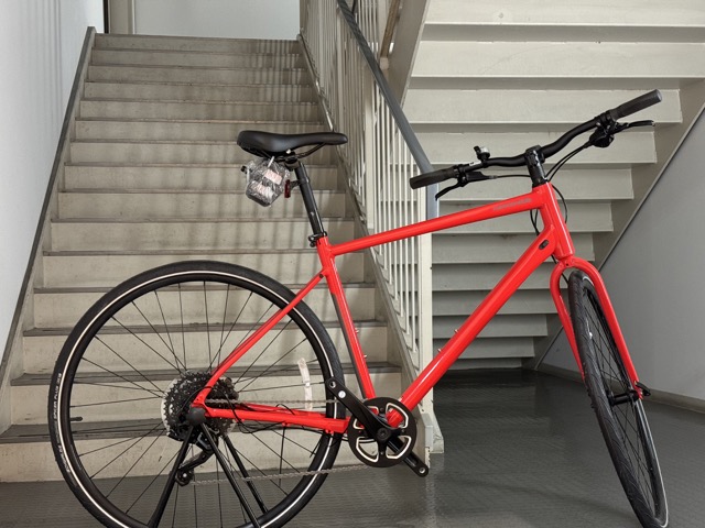 6万円台で高機能クロスバイク】あのGARMINと共同開発のパーツ付き