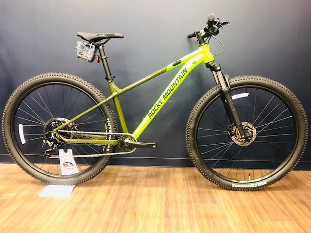 ROCKY MOUNTAIN】街乗りからオフロードと幅広く使えるMTBが入荷