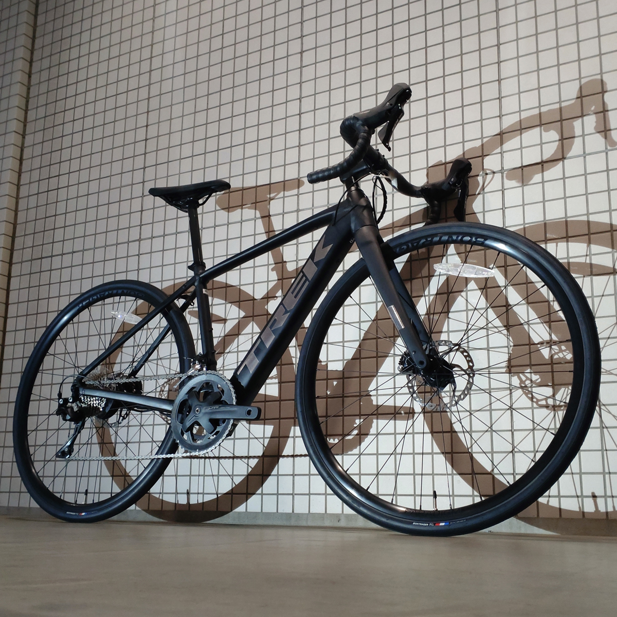 決算セール】 TREKアウトレット 電動アシストロード Domane+ AL 5