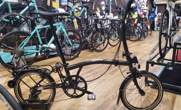 BROMPTON】Pライン登場時からラインナップされているミッドナイト