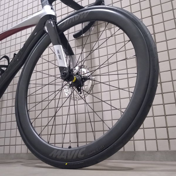 ついにモデルチェンジ【MAVIC】一番売れているカーボンホイール COSMIC