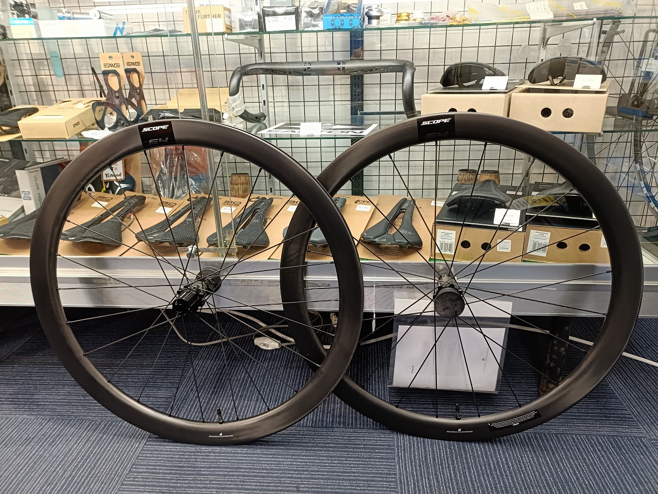特価ホイール】カーボンホイール SCOPE S4 / S5 それぞれ一本限りの