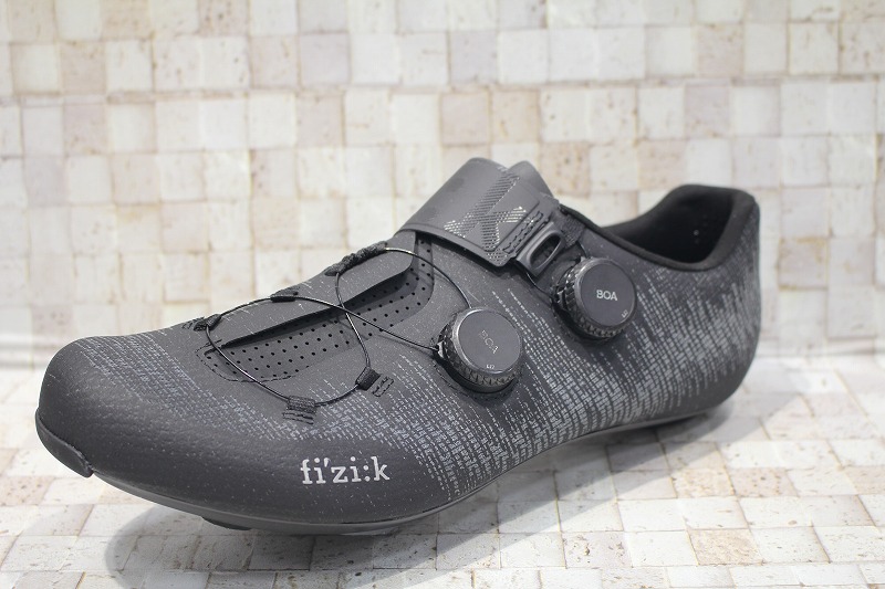 スタッフインプレ】フィジークのハイエンドシューズ唯一のワイドモデル