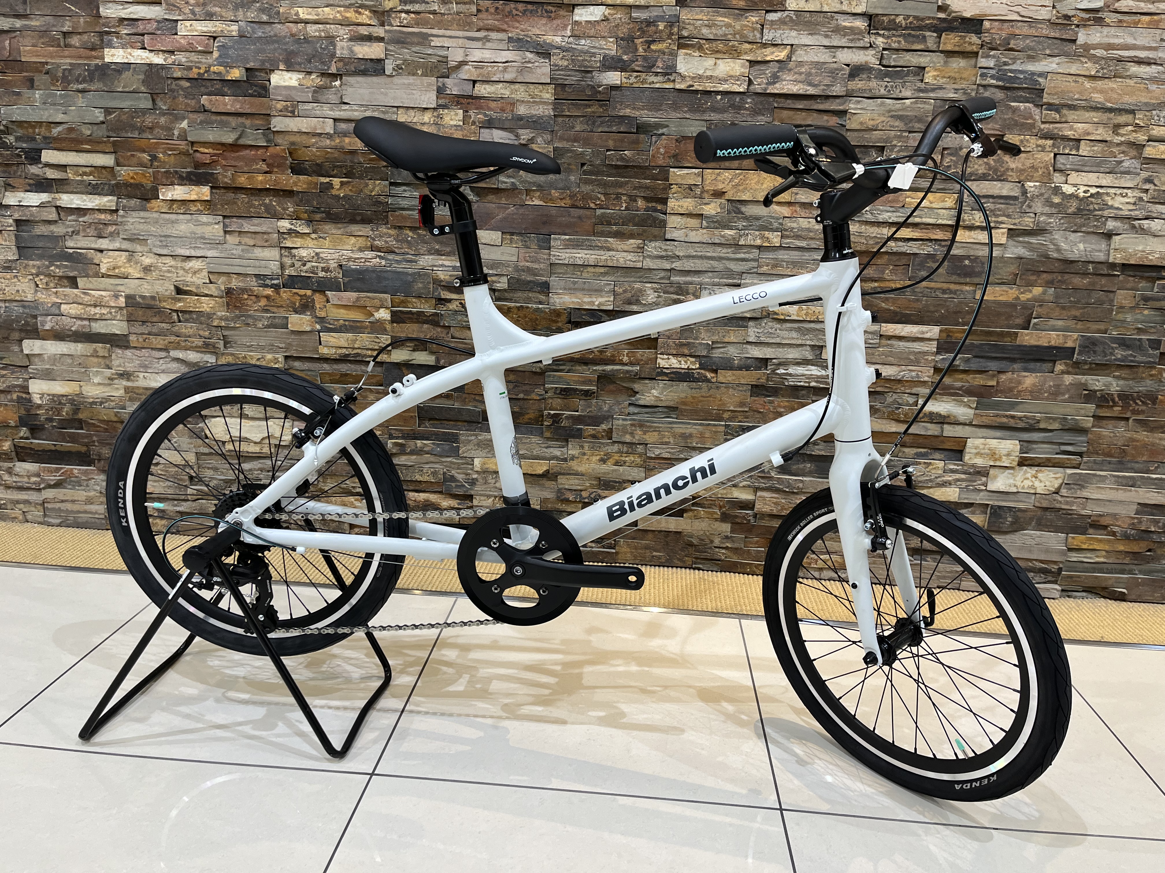 BIANCHI】前カゴ対応で普段使いにぴったりのミニベロ！『LECCO