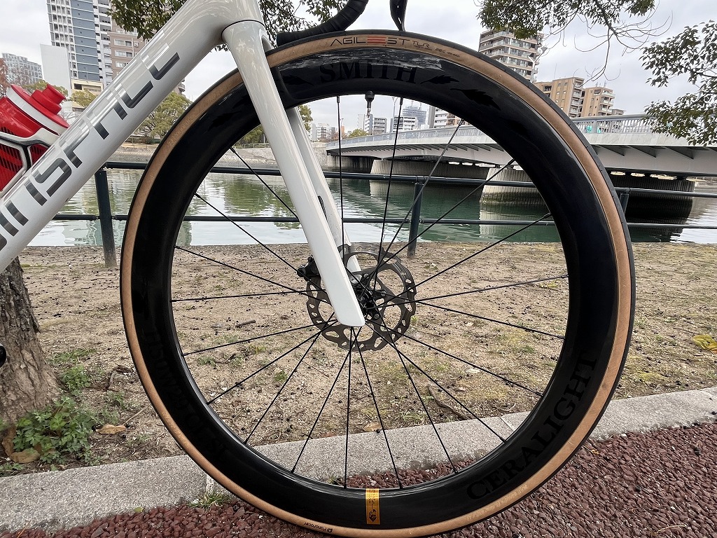 スタッフインプレ】カーボンスポーク不使用でこの軽さ！ゴールドラベル