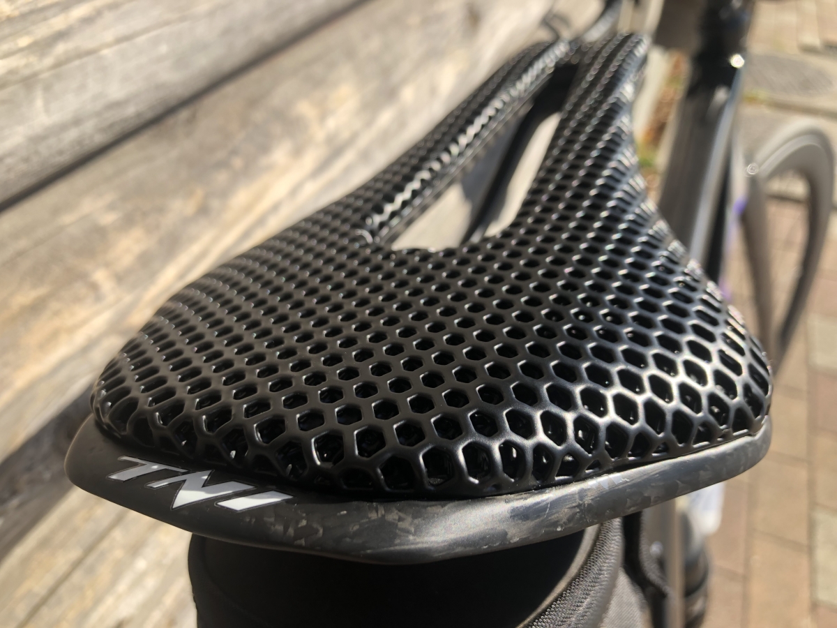 話題の3Dプリンターサドルをテスト‼TNI 3D printing サドル | 池袋で