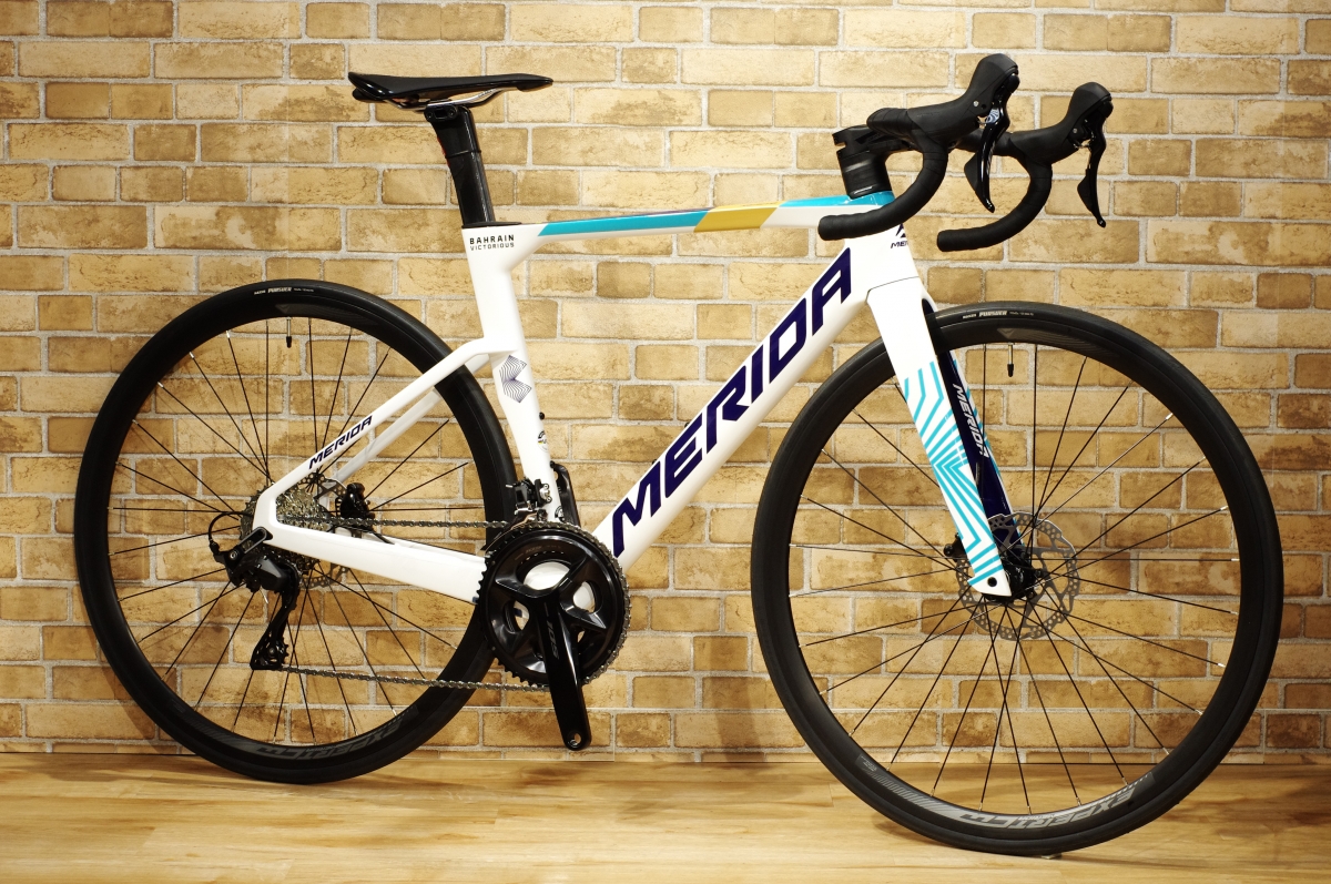 MERIDA】リアクト4000の新しいチームカラーがお茶の水店にも在庫してい