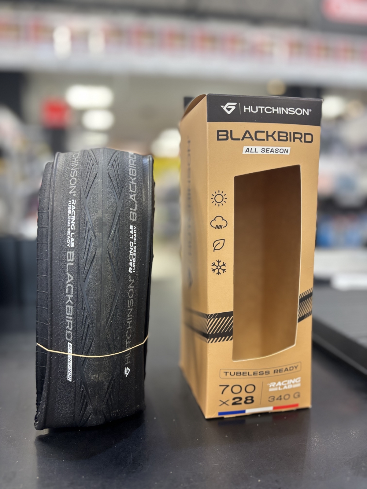 HUTCHINSON】コスパ抜群！気になるハイエンドタイヤがたくさん入荷