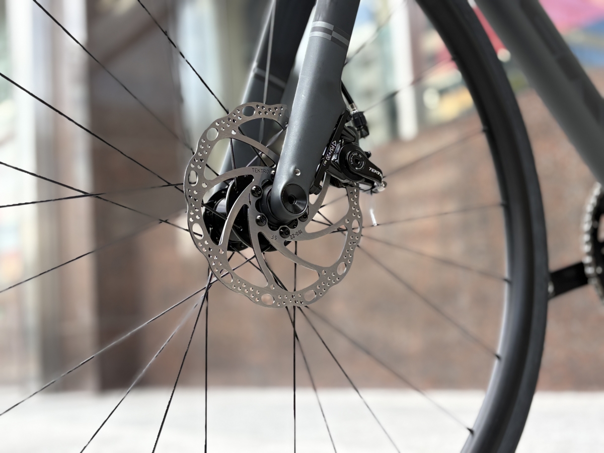 新生活】どうしてTREK DOMANE AL2が選ばれるのか。 | 東海地区で自転車