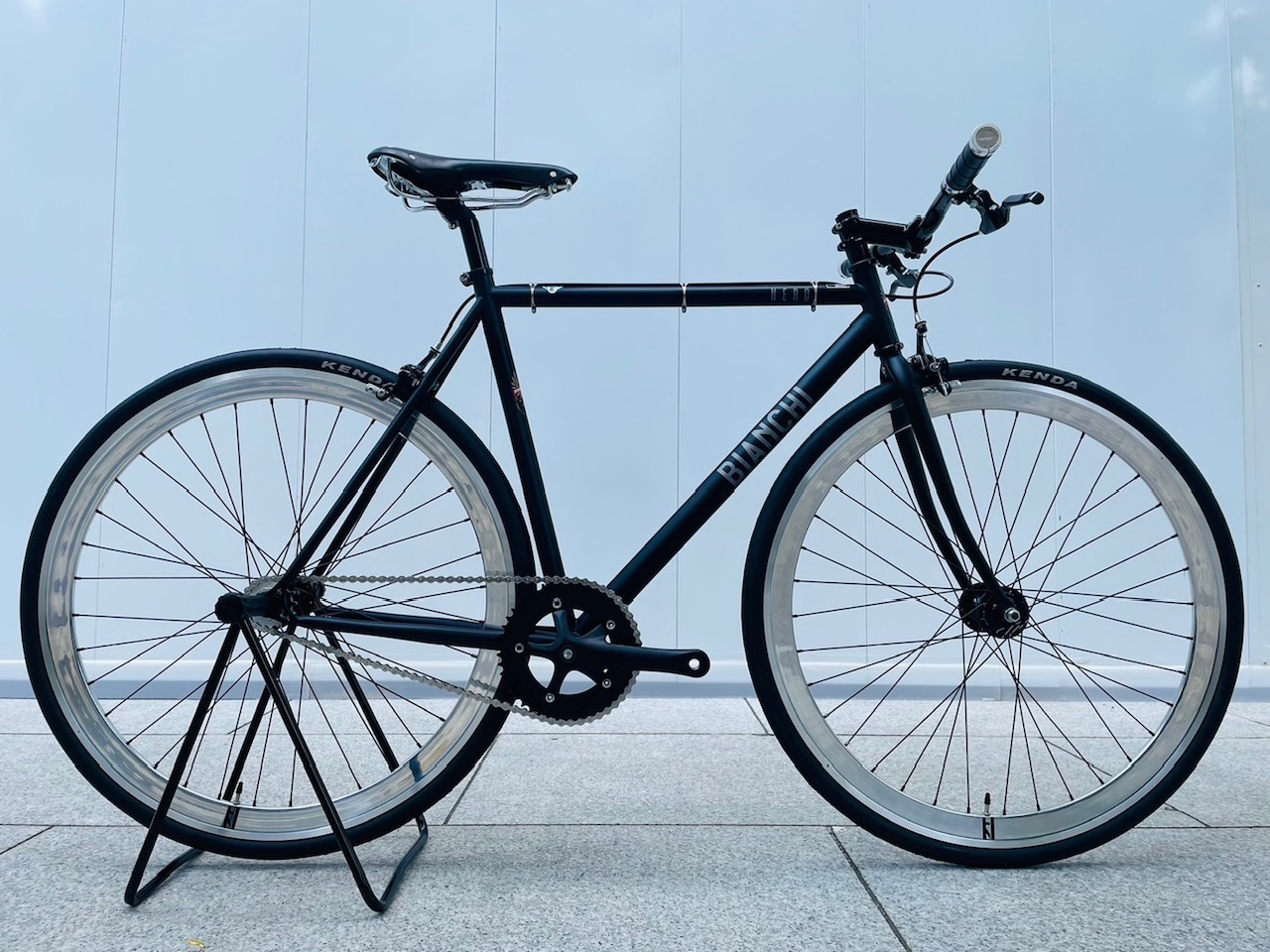 BIANCHI】めちゃくちゃカッコイイカスタム車が完成しました！ | 名古屋