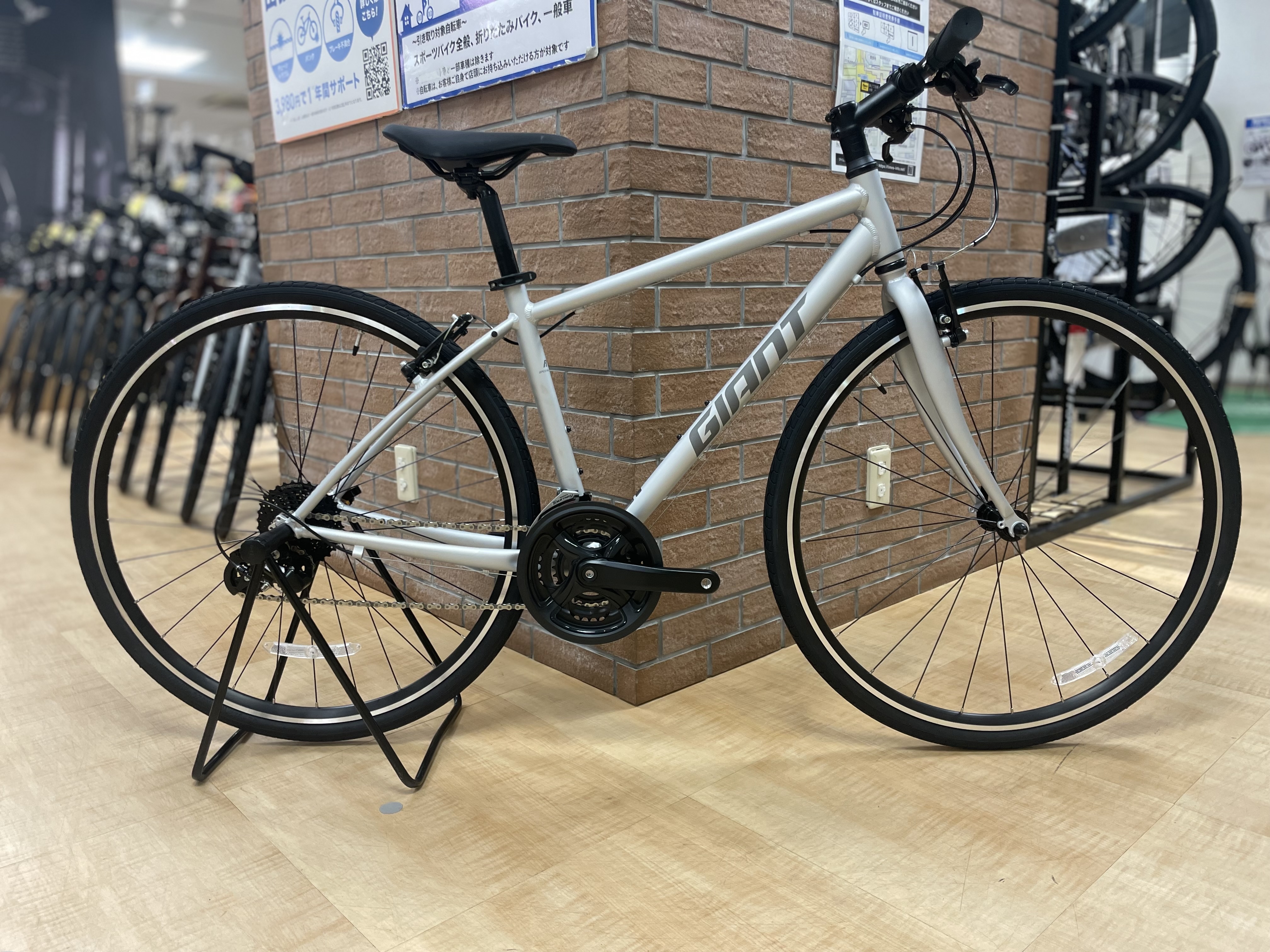 国内限定3,500台！大人気のESCAPE R3のSPECIAL EDITIONが入荷しました