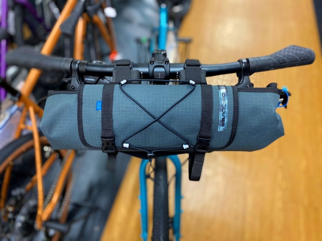 PRO】その気軽さ、ヘビー級。ハンドルに巻くだけ簡単取付フロント