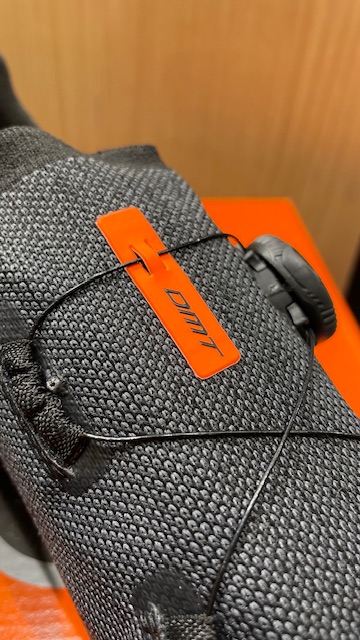 DMT】新しい年には新しいシューズを！今年は”しなやかな履き心地”を