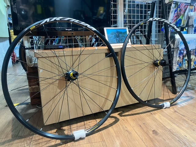 MAVIC】高耐久のディスクブレーキ用ホイールがアウトレット特価です