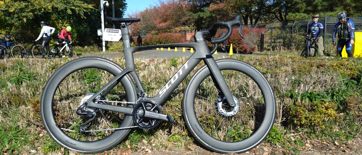 SCOTT FOIL RC乗り比べ | 新宿でスポーツサイクル・用品をお探しなら