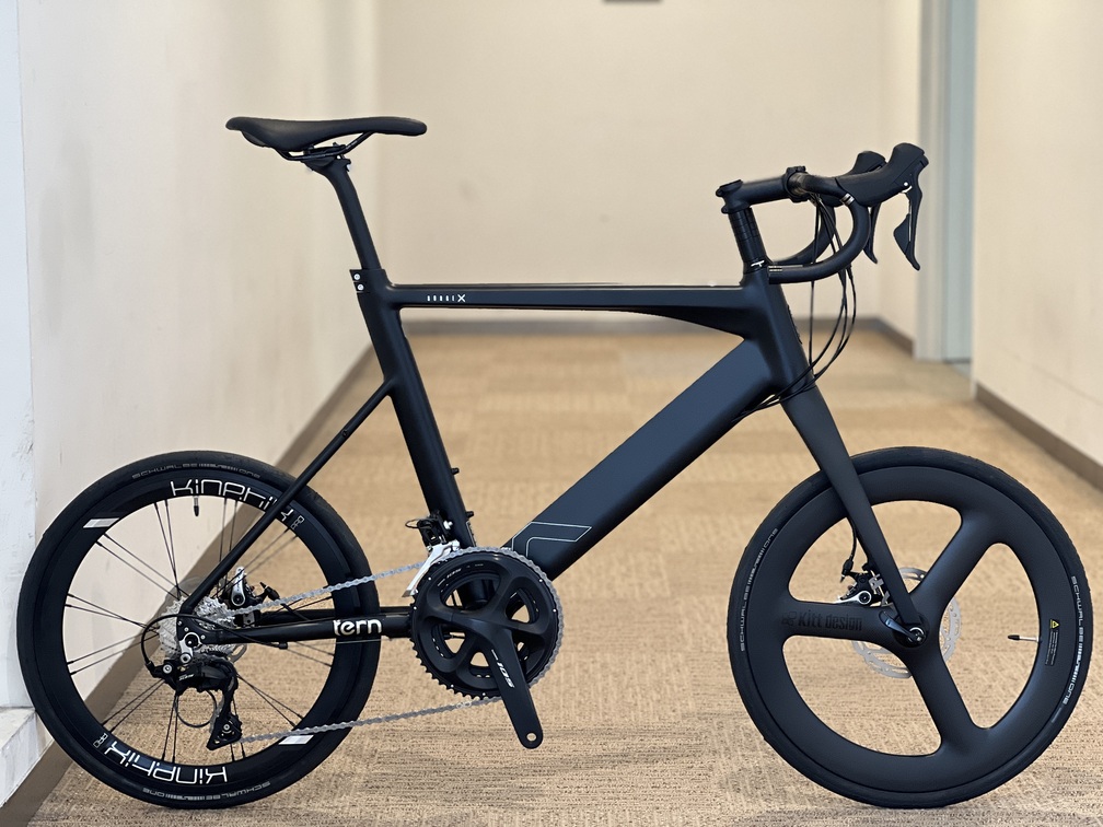 Tern】人気シリーズ「SURGE」のカーボンホイールを採用したフラッグ