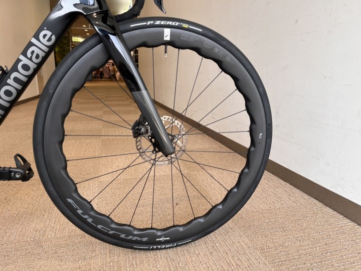 新製品】Fulcrumからセカンドモデルの”2-Wave”発売！SONIQ CARBON試し