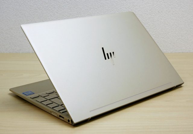 HP ENVY 13のレビュー！スタイリッシュな外観がいい！気になる点はある