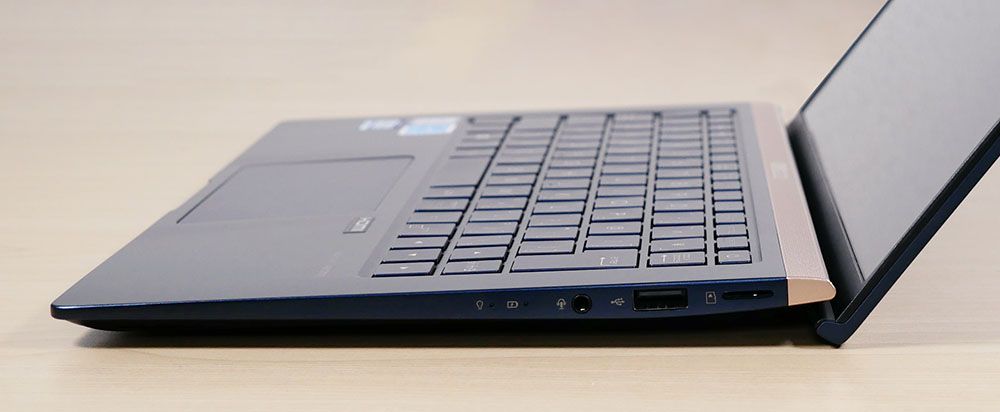 ASUS ZenBook 13（UX333FA）の実機レビュー！ポイントと注意点がすぐに