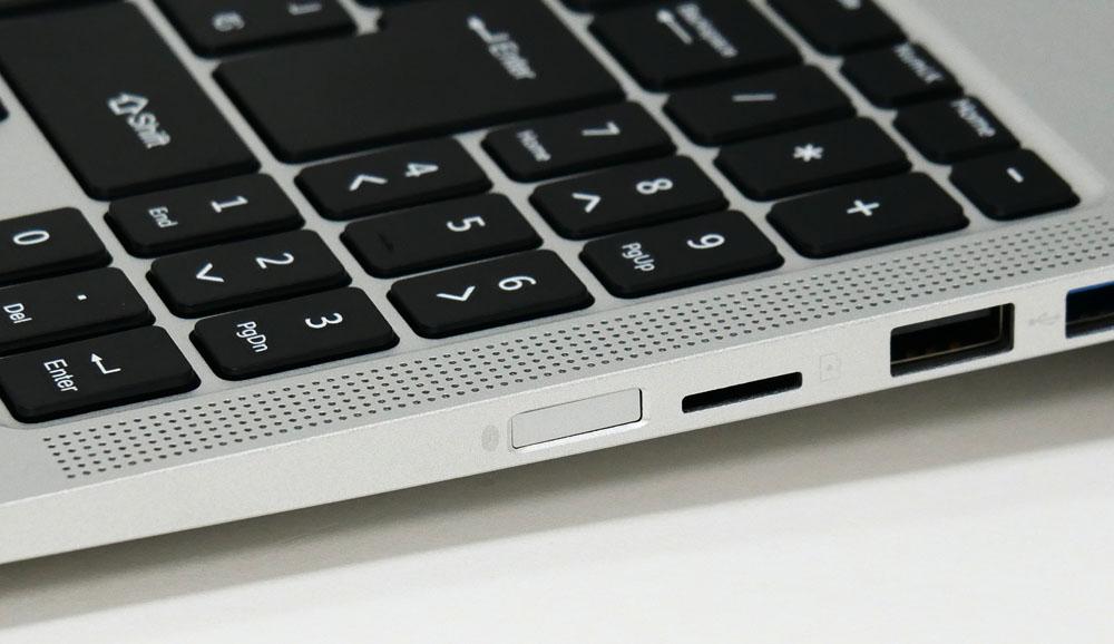 THIRDWAVE VF-AD5」の実機レビュー！使いやすさに配慮された15.6型