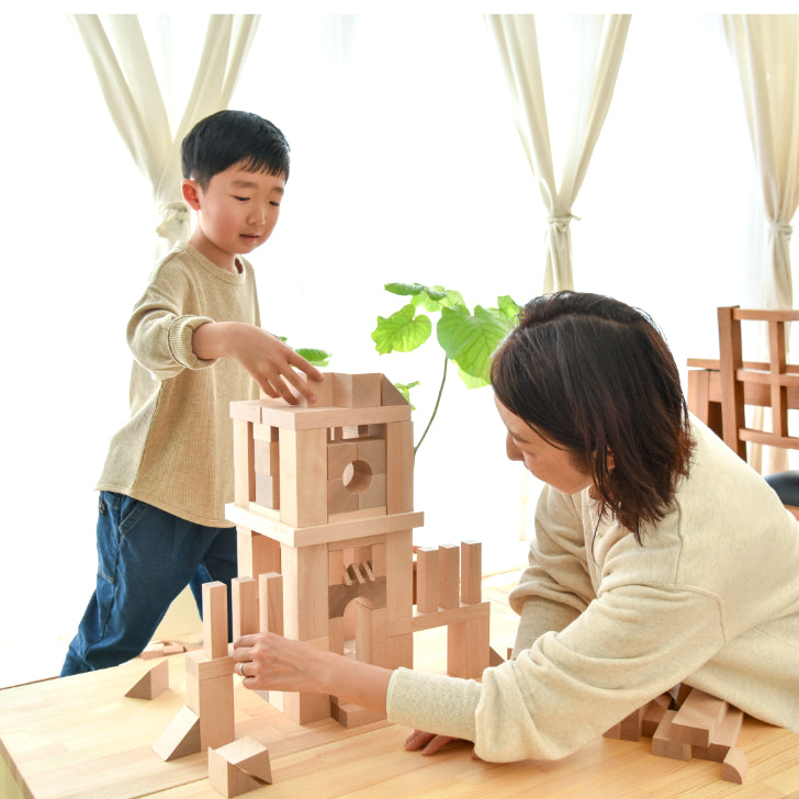 YUBO積み木棚 Lサイズ 【在庫あり・出荷まで3日ほど】 – 木のおもちゃ