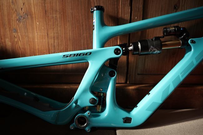 YETIのカラーはターコイズだけじゃない。: Yurisの日記