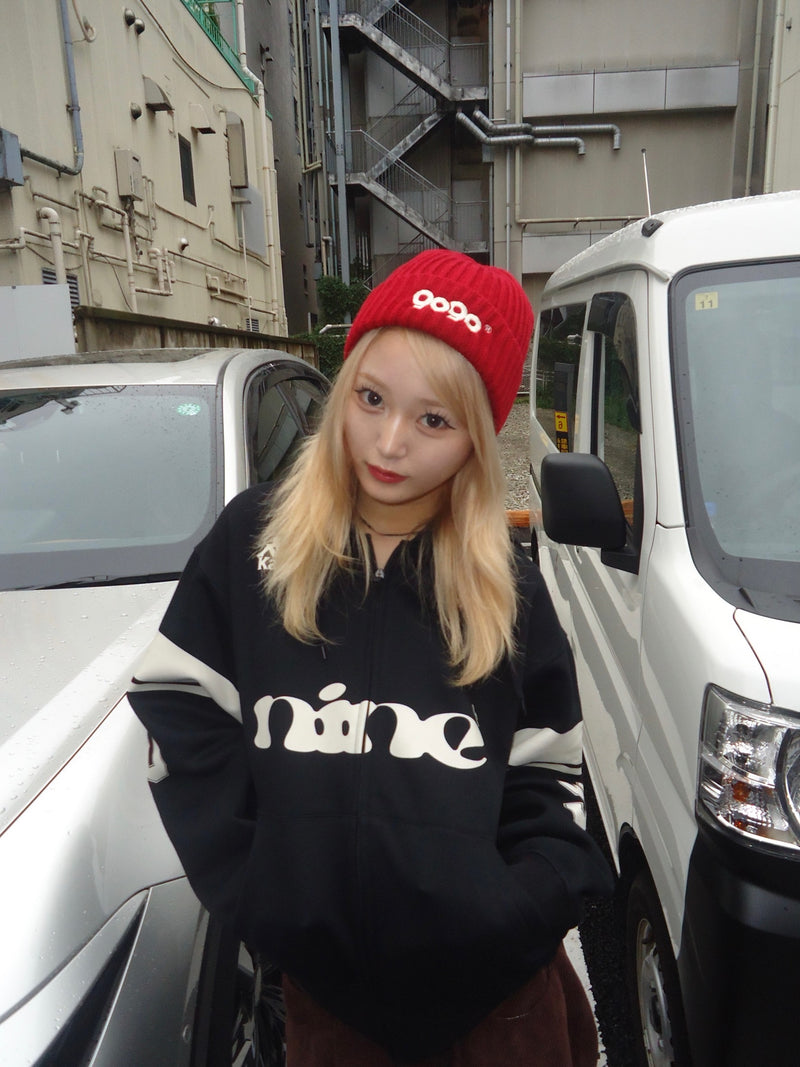 9090 Logo Beanie – YZ