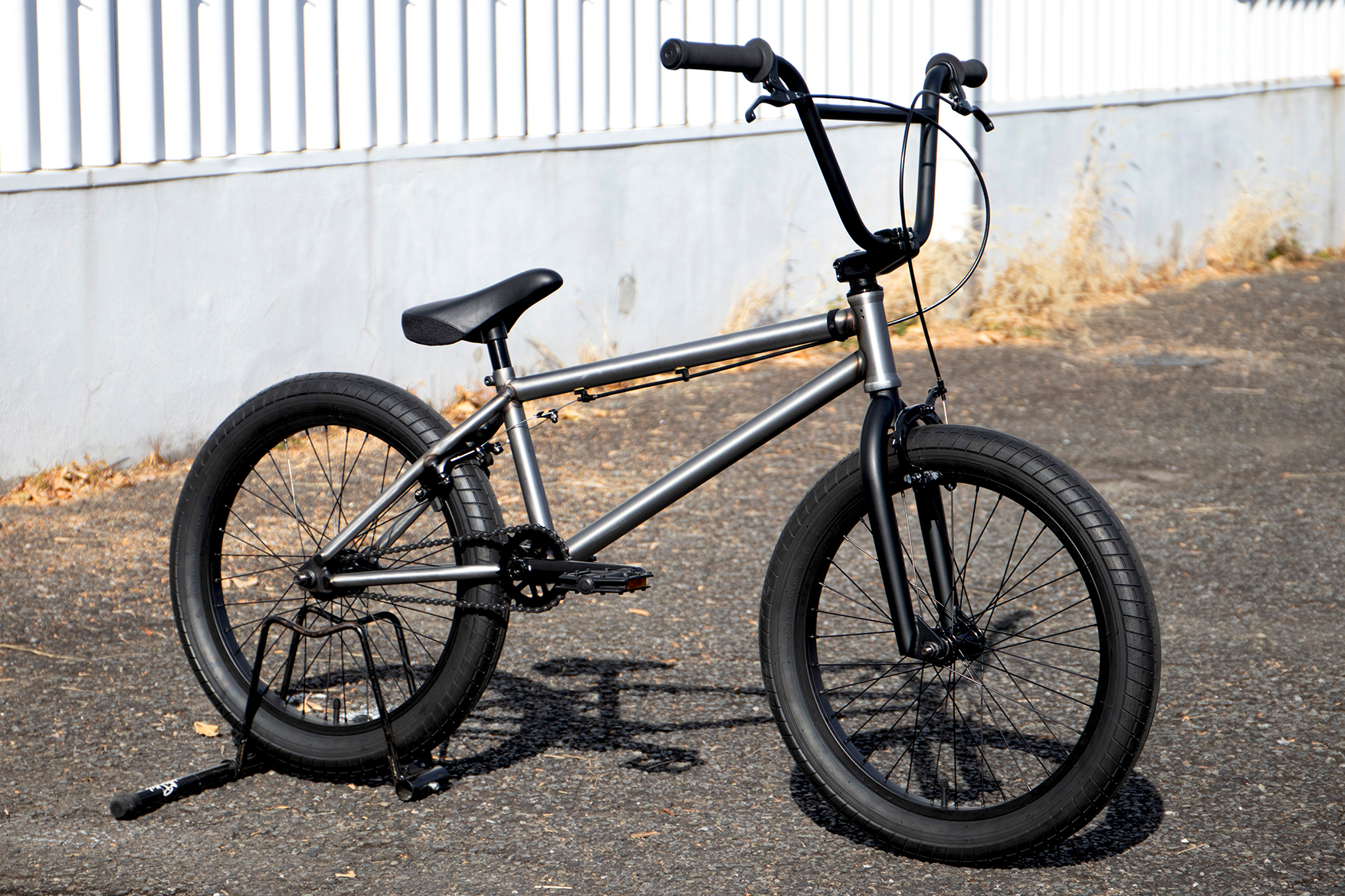 NEWS / BLOG - DURCUS ONE BMXの20インチモデル「MOTO」と「RAW」が
