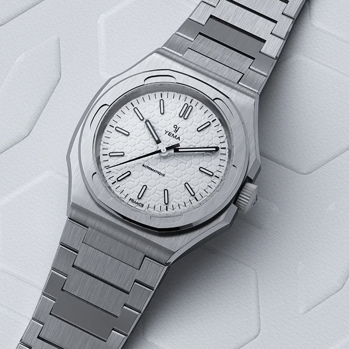 2023年新作】イエマ・アーバントラベラー39mm YWTR23-GMS キャリバー