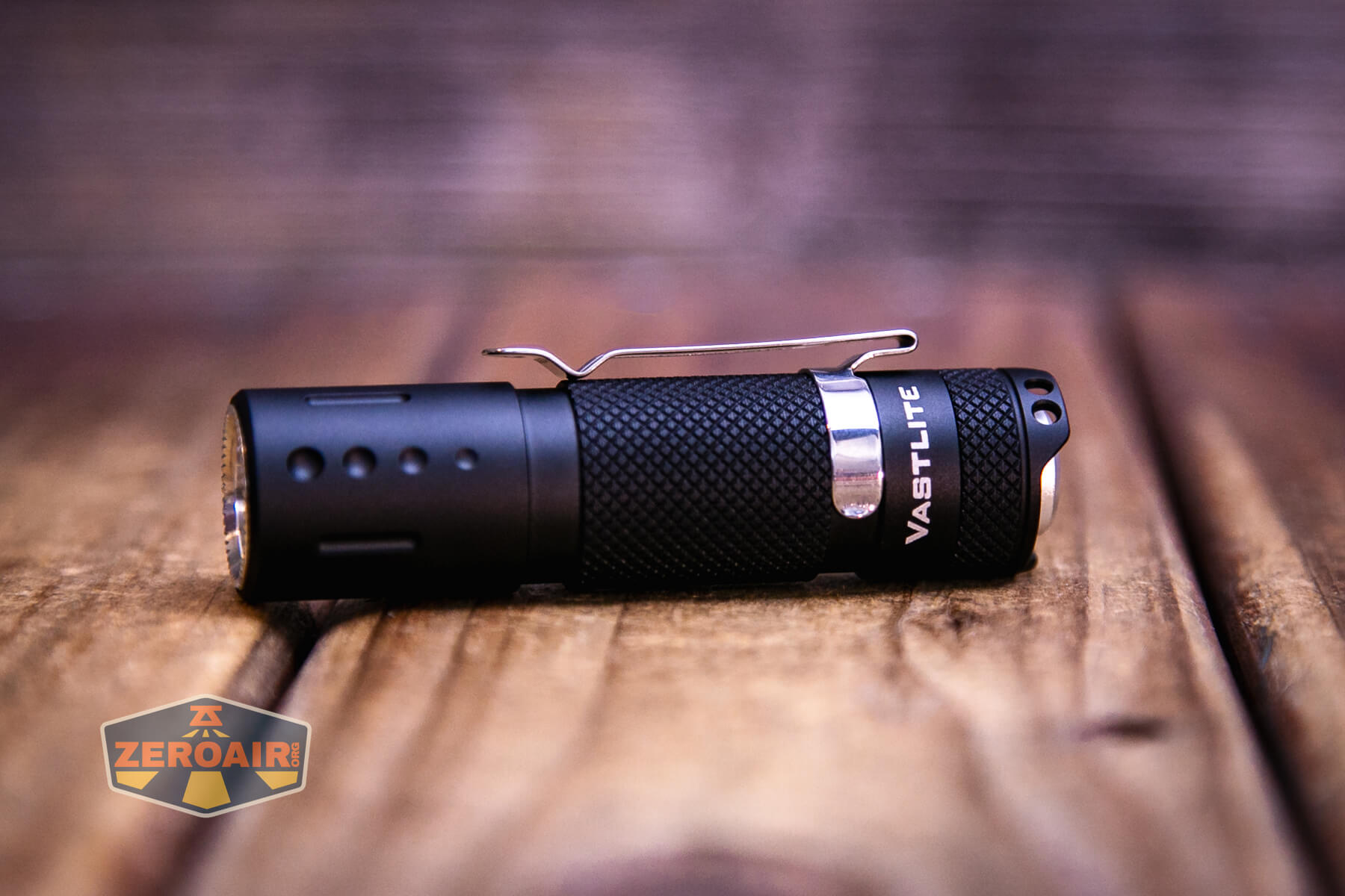 Vastlite Minima BOW LED Flashlight Review - ZeroAir Reviews