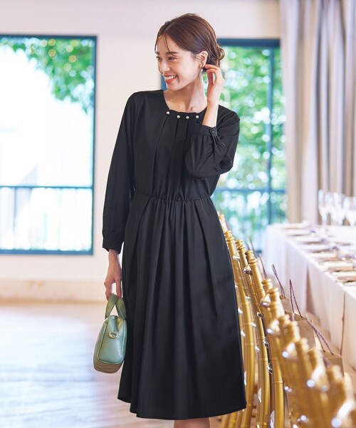 Tiaclasse ワンピース 「洗える」タックパールワンピース : ZOZOTOWN