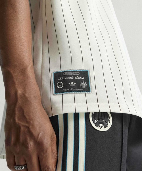 adidas（アディダス） tシャツ ニューカッスル・ユナイテッドFC テラス