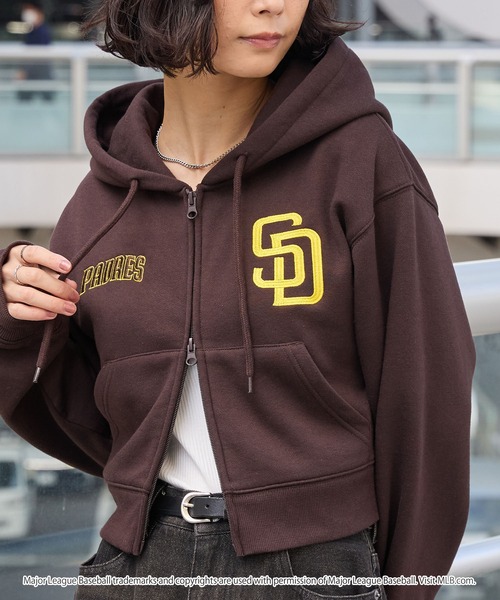 MLB パーカー MLB/メジャーリーグベースボール 別注 ワッペン刺繍