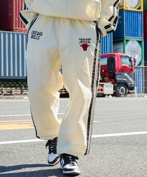 NBA パンツ NBA/エヌビーエー 別注 チームロゴ刺繍 サイドライン