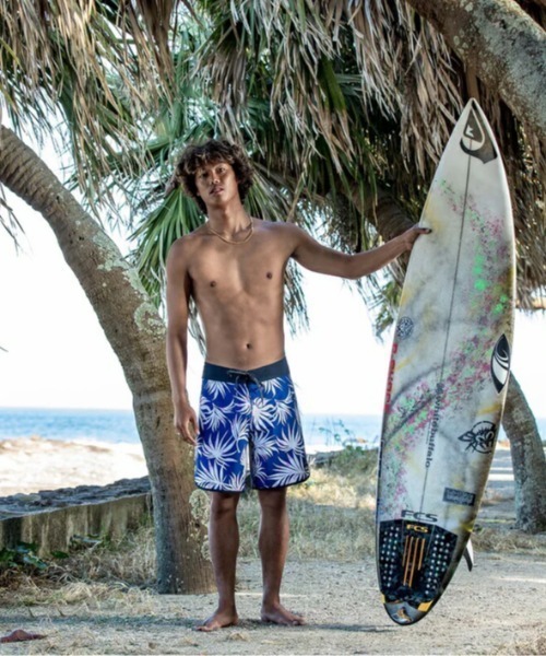 Quiksilver（クイックシルバー） 水着 SURFSILK SCALLOP 18/クイック