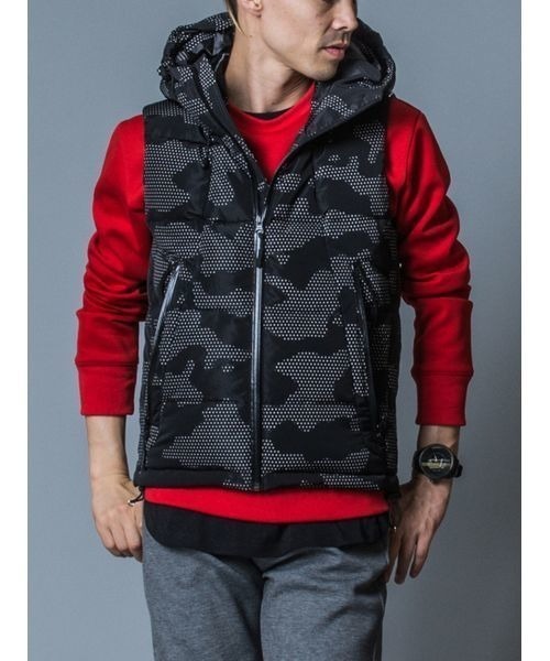 REGIEVO（レジエボ） ダウンベスト ベスト カモフラ迷彩柄ダウンベスト